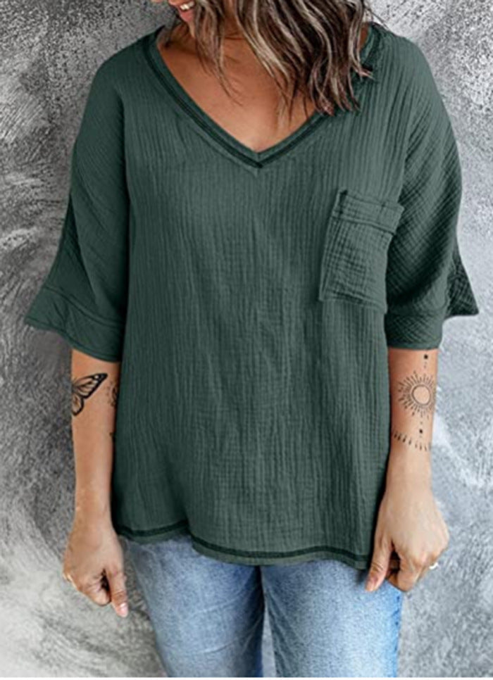 Modegeist Damen-Shirt: Locker geschnitten, V-Ausschnitt, Brusttasche