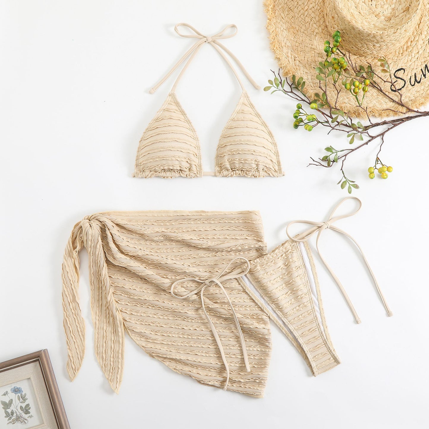 Modischer Damen-Bikini-Dreiteiler mit Rüschen und verstellbaren Trägern