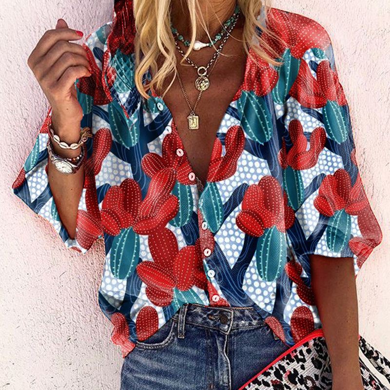 Blouse with floral print and relaxed fit by MODEGEIST