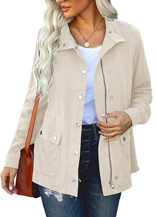 Damen Alltagsjacke mit funktionalen Taschen und Kapuze ModeGeist