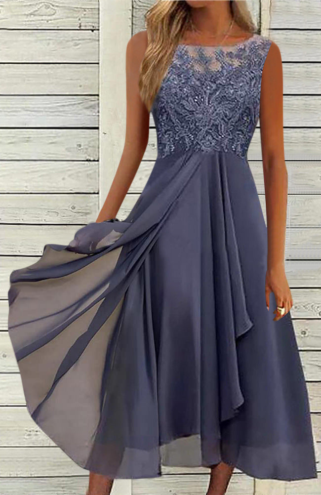Elegantes Cocktailkleid für Damen mit kunstvollen Spitzendetails von MODEGEIST
