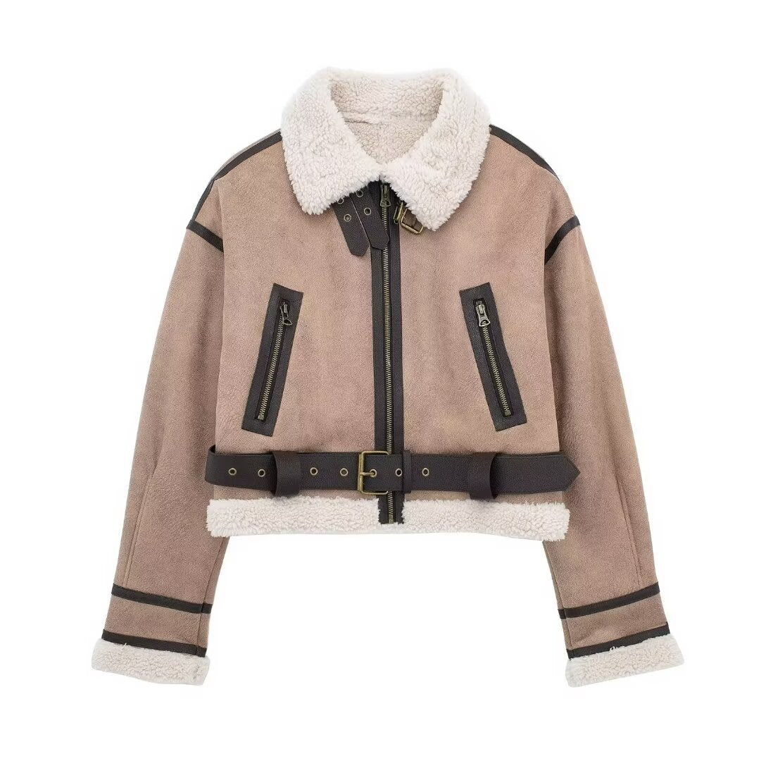Damen modische Kurzjacke mit Schurwollkragen und Reißverschlusstaschen ModeGeist
