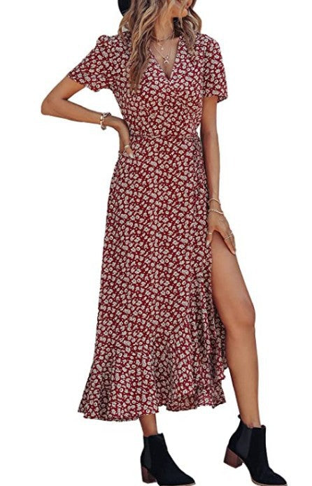 Elegantes Maxikleid für Damen mit V-Ausschnitt und asymmetrischem Saum von MODEGEIST