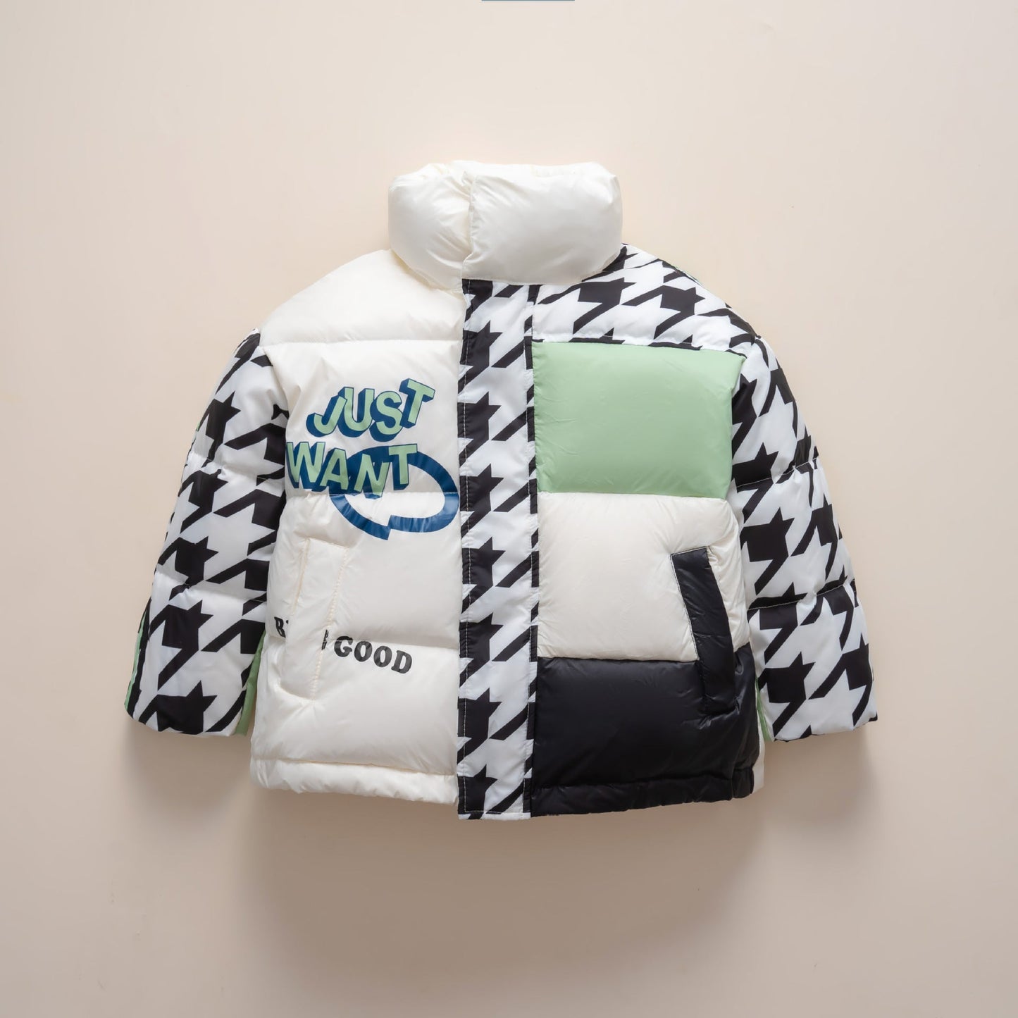 Damen Übergroße Steppjacke mit trendigem Patchwork-Design ModeGeist