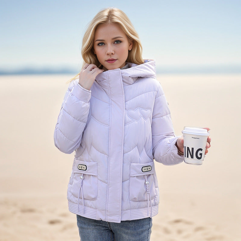 Damen gesteppte Winterjacke mit verstellbarem Kapuzenkragen und funktionalen Seitentaschen ModeGeist