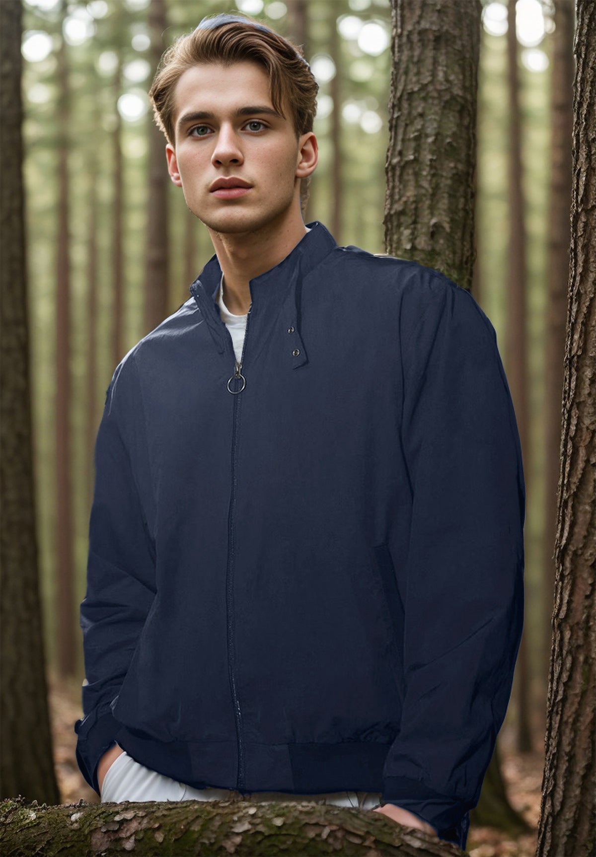 Herren leichte und funktionale Übergangsjacke mit hochschließendem Kragen ModeGeist