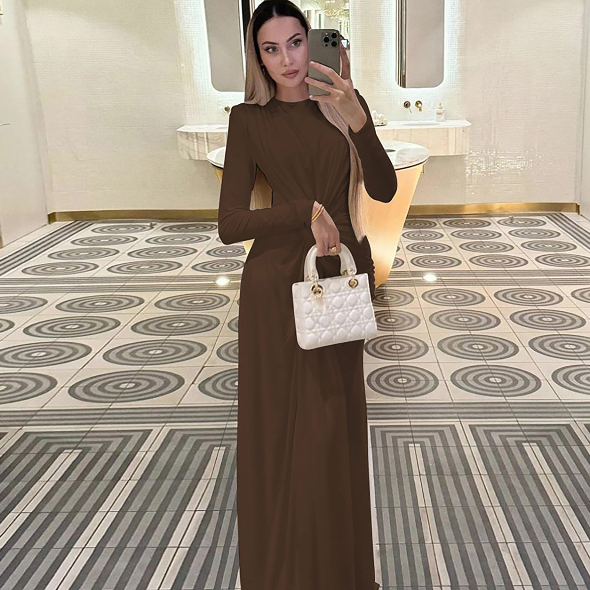 Damen Elegantes Langarm-Maxikleid mit Raffungen ModeGeist