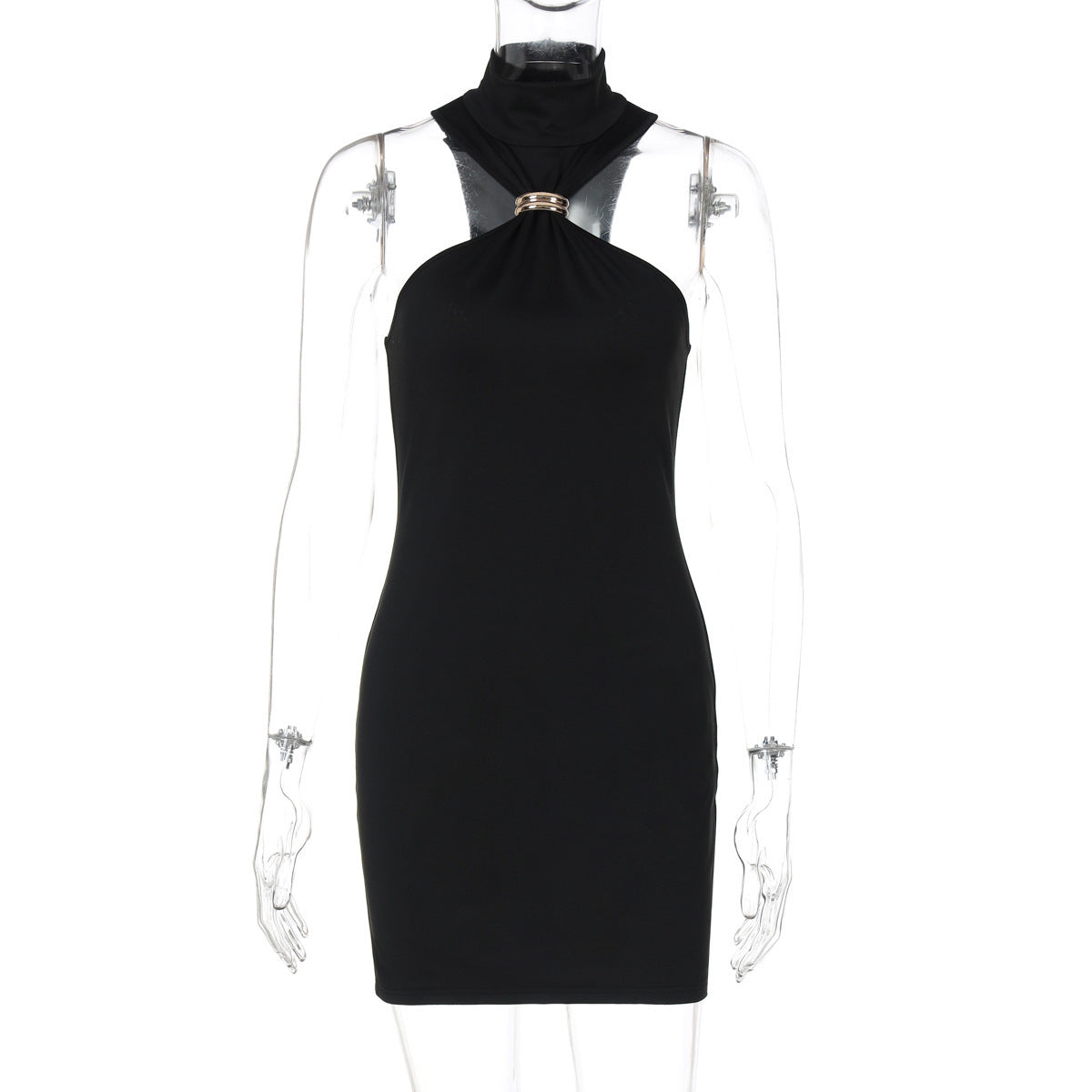 Figurbetontes Abendkleid für Damen mit hochgeschlossenem Kragen und goldenen Details von MODEGEIST