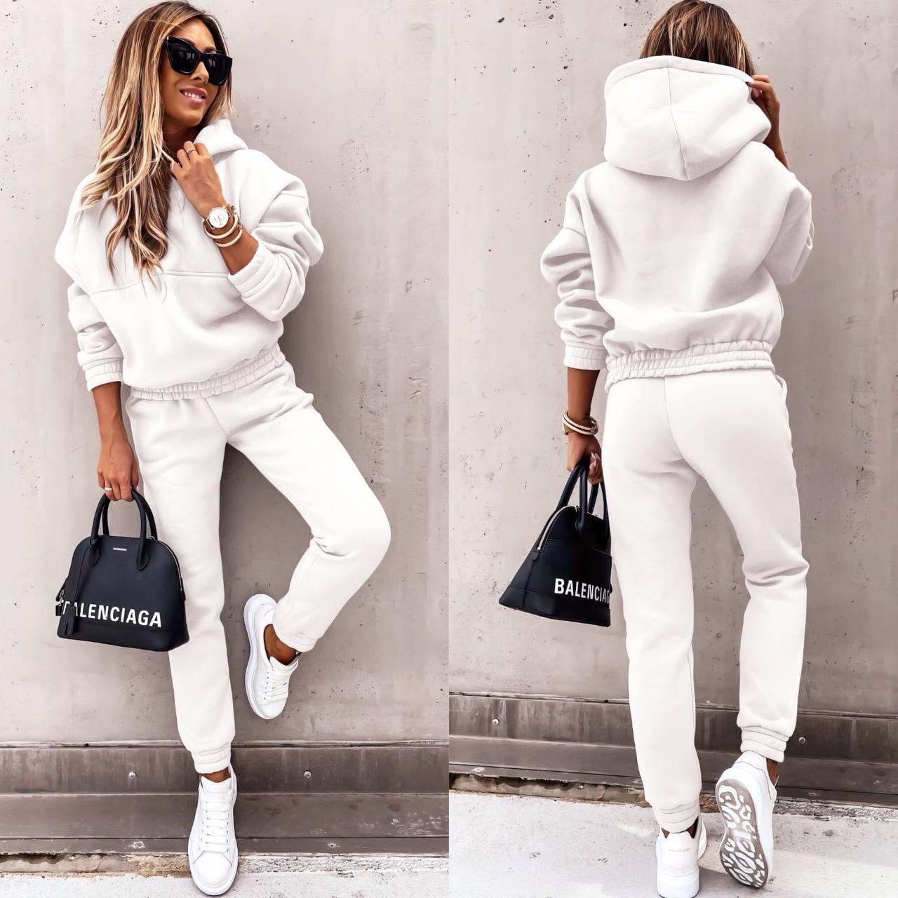 Damen Sweatshirt und Jogginghose Set ModeGeist