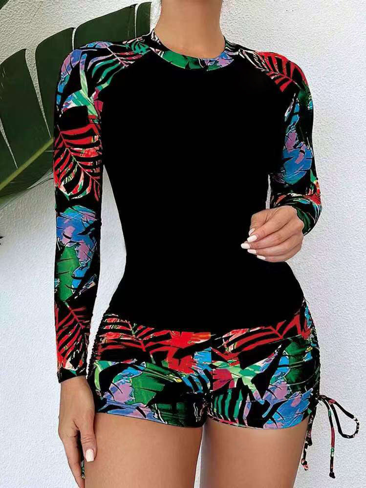 Modischer Damen Rashguard mit langem Arm und Tropenmuster von MODEGEIST