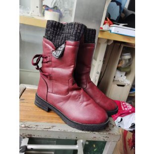 Damen modische Stiefeletten mit stylischen Details und praktischem Reißverschluss ModeGeist