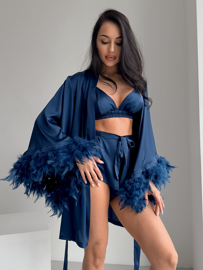 Damen Satin Kimono mit Federn ModeGeist