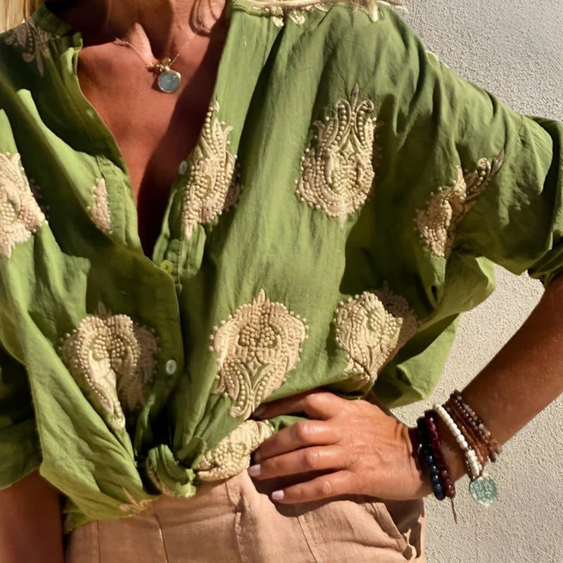 Modegeist Bluse für Damen mit aufwendigen Stickereien und weiten Ärmeln