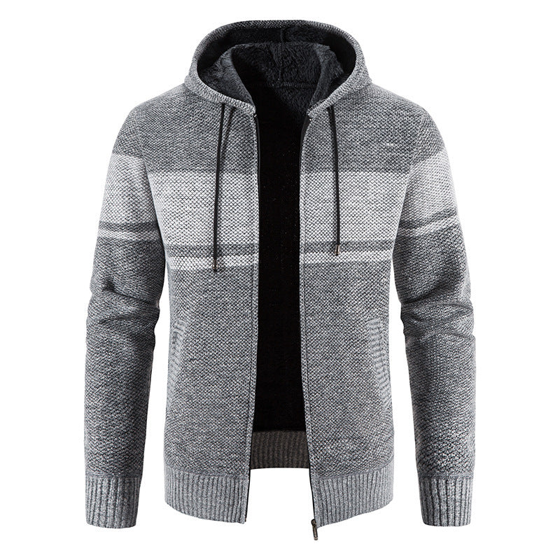 Herren Strickjacke mit Kapuze und kontrastierendem Streifenmuster ModeGeist
