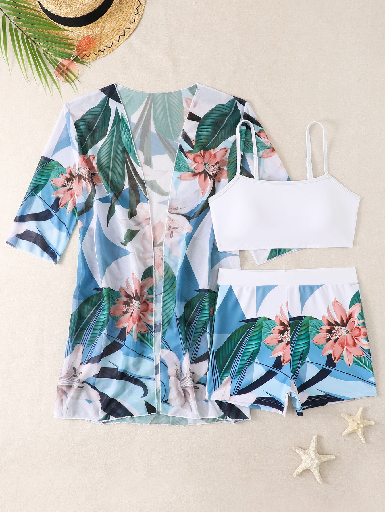 Modisches Damen Bademode Set mit Blumen-Oberteil und leichter Strandjacke