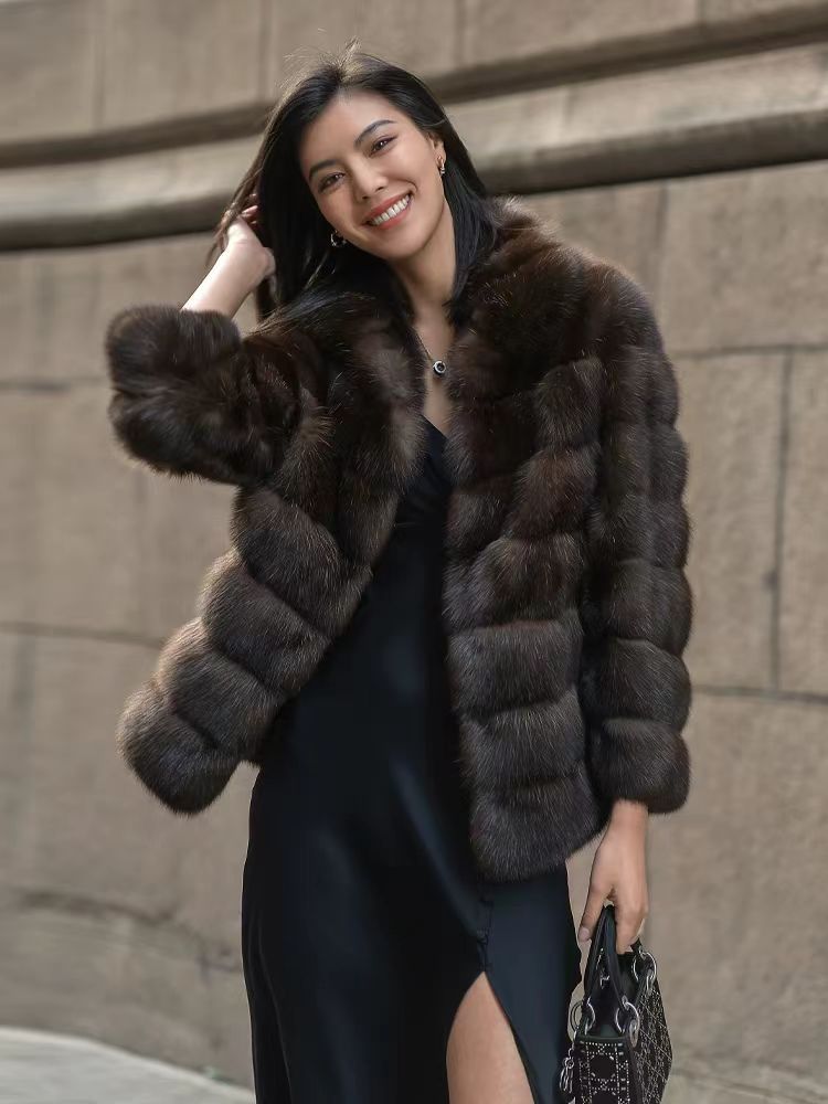 Damen Elegante Kurzjacke aus luxuriösem Kunstfell mit voluminösem Design ModeGeist