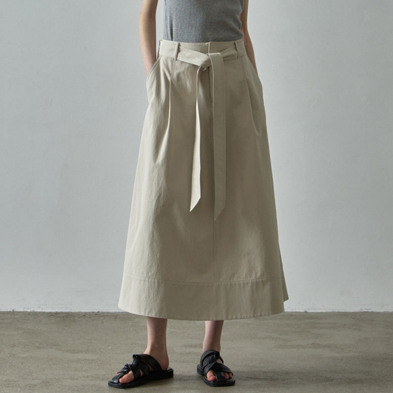 Eleganter Damen-Midirock mit Gürtel und Falten von MODEGEIST