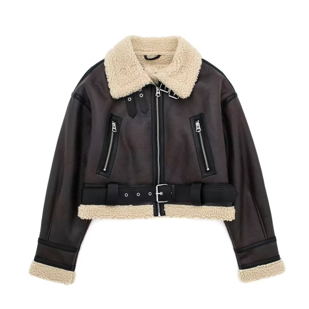 Damen modische Kurzjacke mit Schurwollkragen und Reißverschlusstaschen ModeGeist
