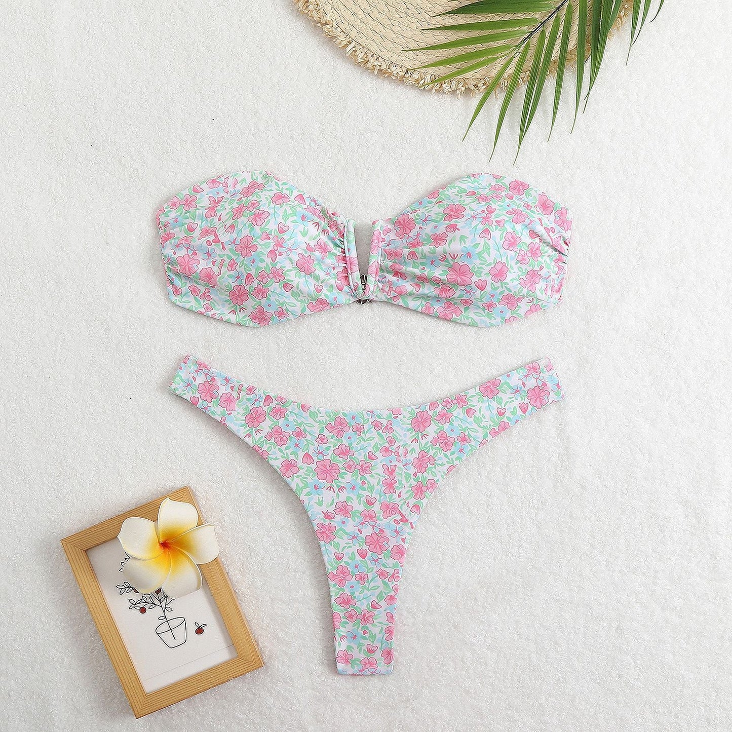 Bikini-Set mit Blumenmuster, herausnehmbaren Cups von MODEGEIST