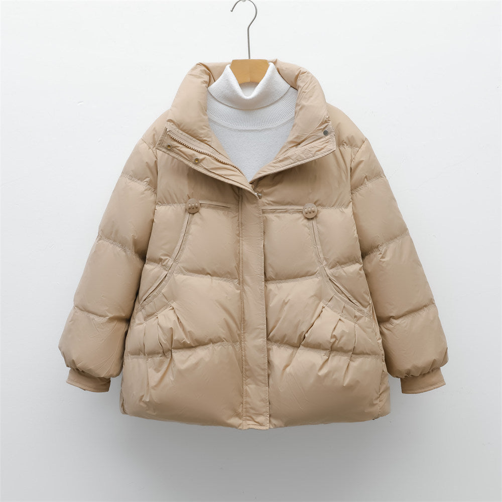 Damen voluminöse Winterjacke mit praktischen Taschen und hochschließendem Kragen ModeGeist