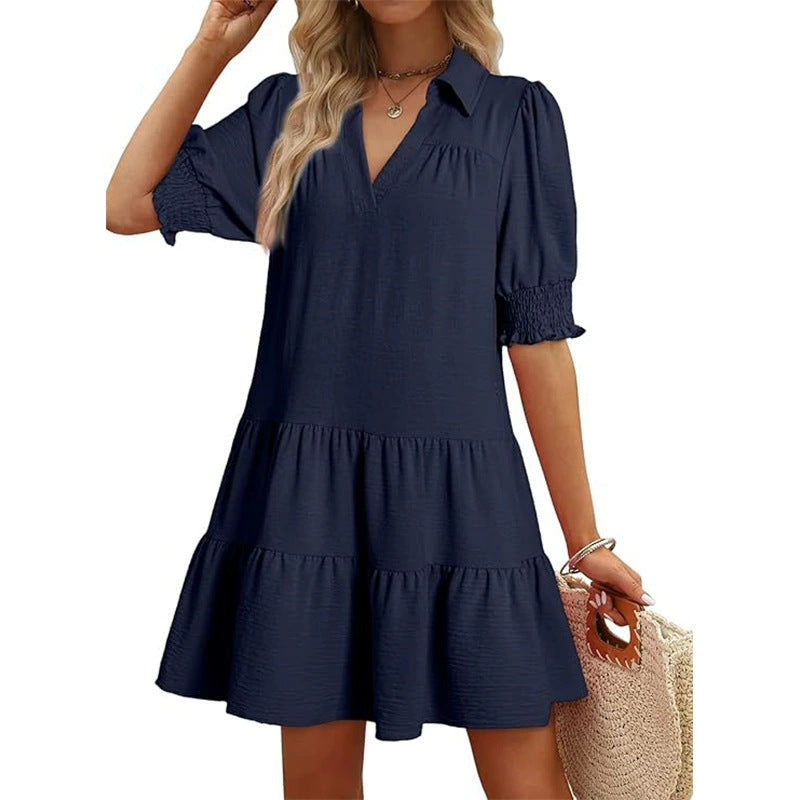Modisches Sommerkleid für Damen, luftig leicht mit schickem Kragen und Rüschen