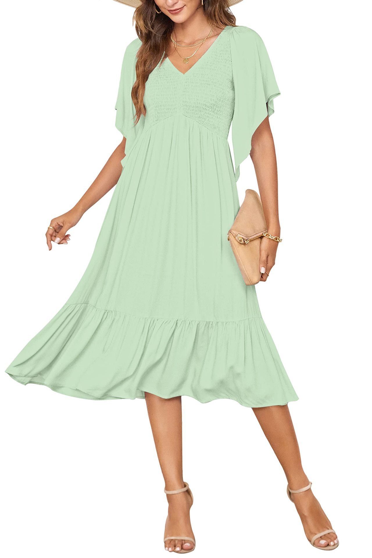 Elegantes Maxikleid mit flatternden Volantärmeln und V-Ausschnitt von MODEGEIST