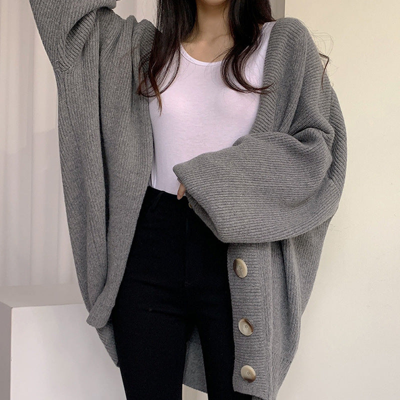 Damen Grobstrick Cardigan mit oversized Schnitt und dekorativen Knöpfen ModeGeist