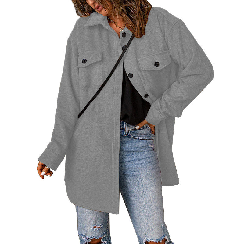 Damen Übergröße Langarm-Hemdjacke mit funktionalen aufgesetzten Taschen und lässigem Schnitt ModeGeist