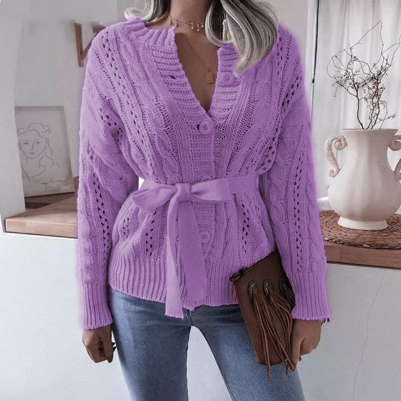Damen Strickjacke mit Taillengürtel und auffälligem Muster ModeGeist