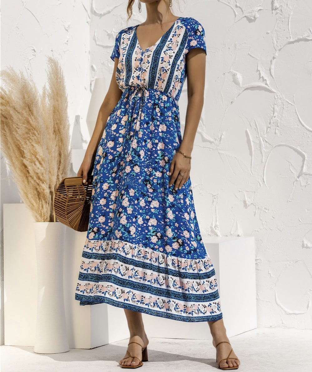 Elegantes Maxikleid für Damen mit Blumenmuster und Taillengürtel von MODEGEIST