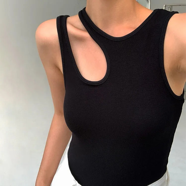 Damen Tanktop mit einzigartigem Cut-Out Design und sportlichem Schnitt ModeGeist