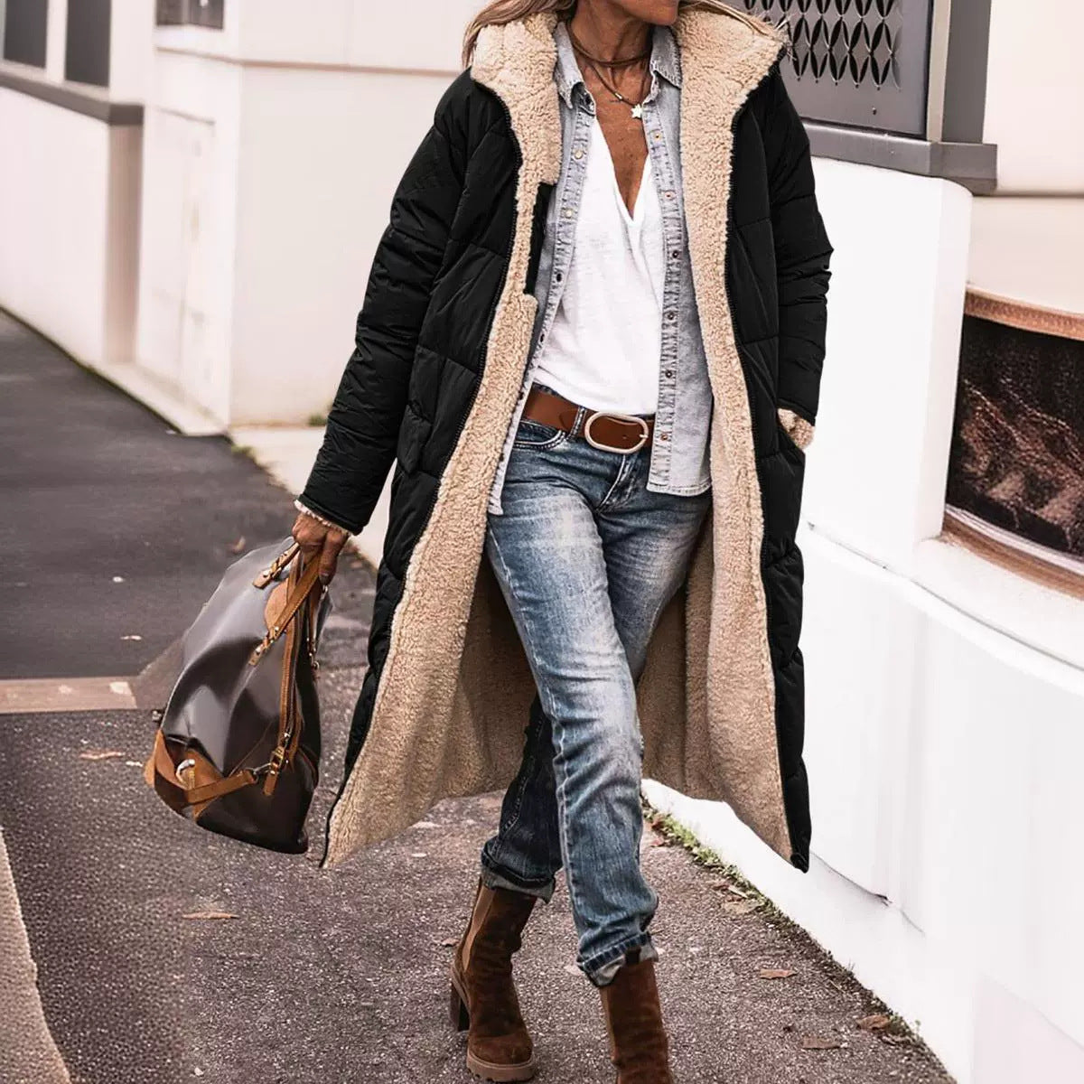 ModeGeist | Wendejacke mit Kapuze In Knielanger Form