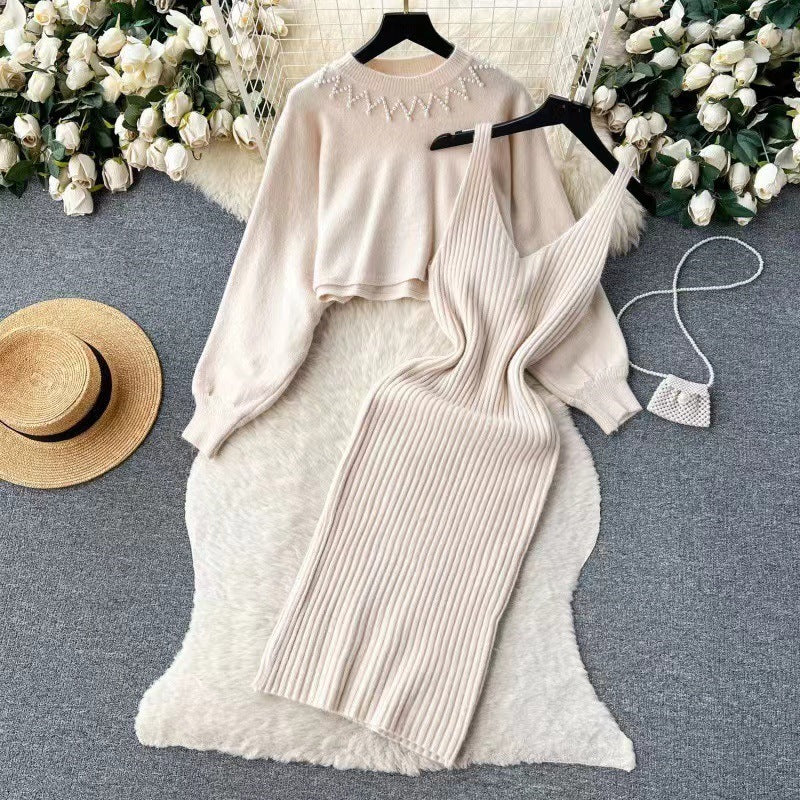 Damen Elegantes Strickkleid mit raffinierter Ribstruktur und stylischem Crop-Pullover ModeGeist