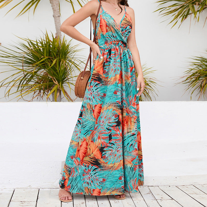 Elegantes Damen-Maxikleid mit Wickelausschnitt und figurbetonter Passform von MODEGEIST
