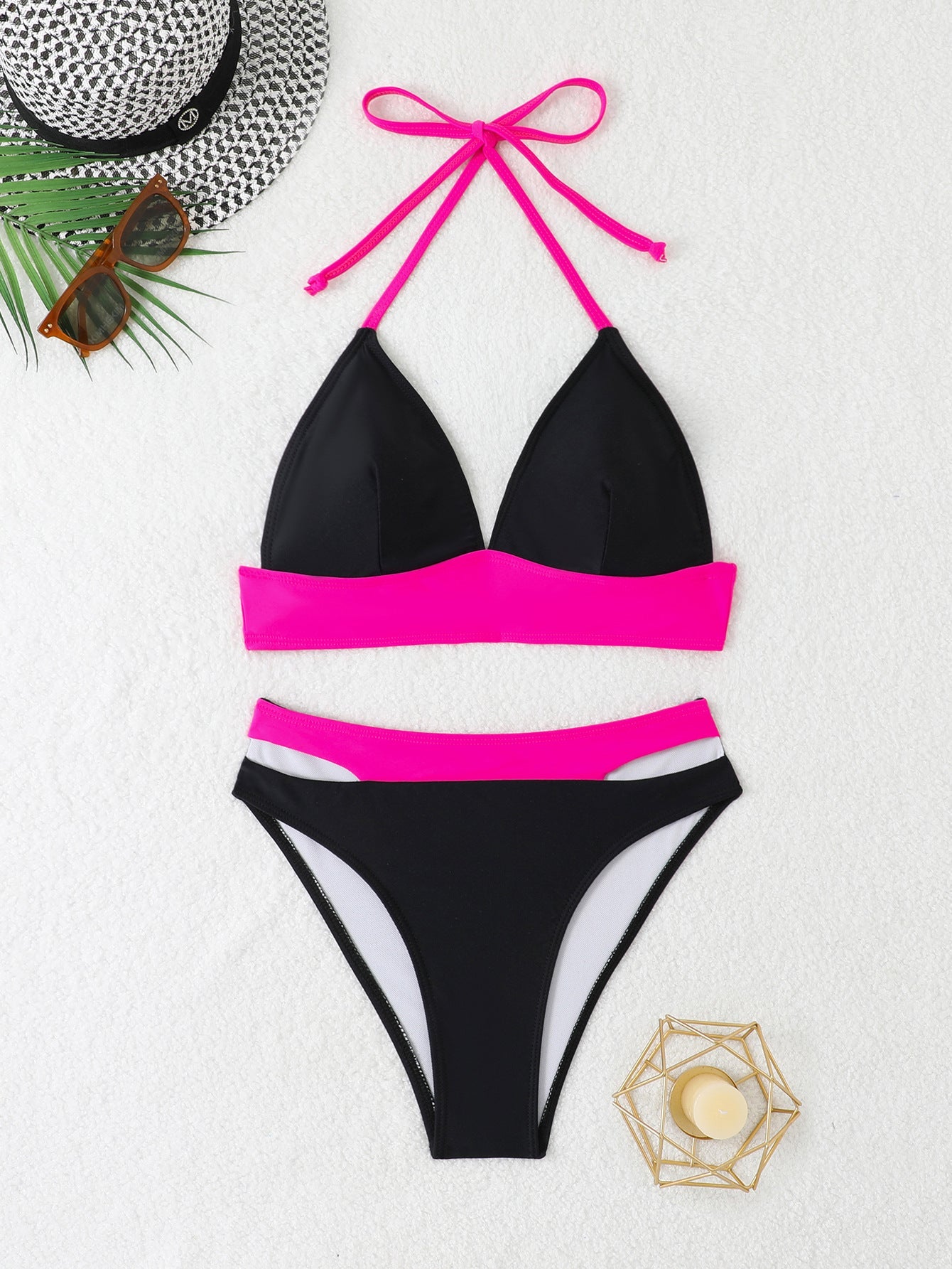 Moderner Damen-Bikini mit Dreieck-Oberteil, verstellbaren Knoten und hochgeschnittenem Höschen von MODEGEIST