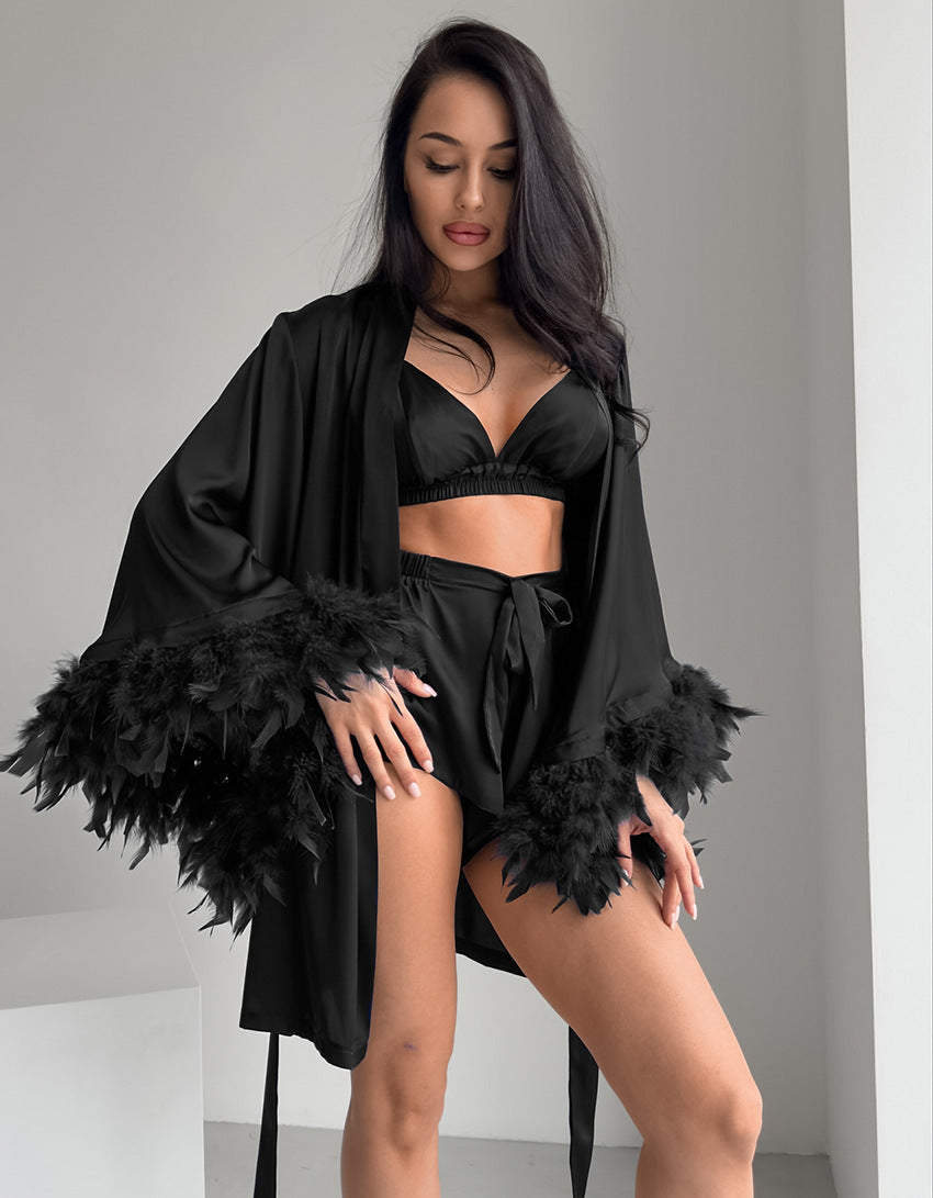 Damen Satin Kimono mit Federn ModeGeist