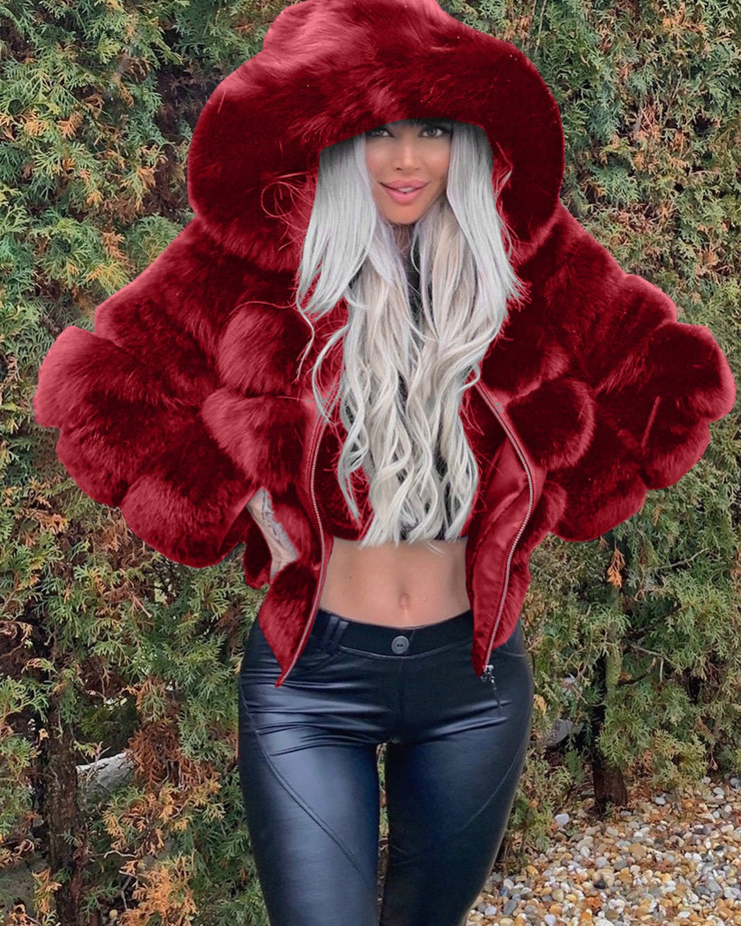Damen Sportliche Kunstpelzjacke mit Kapuze ModeGeist