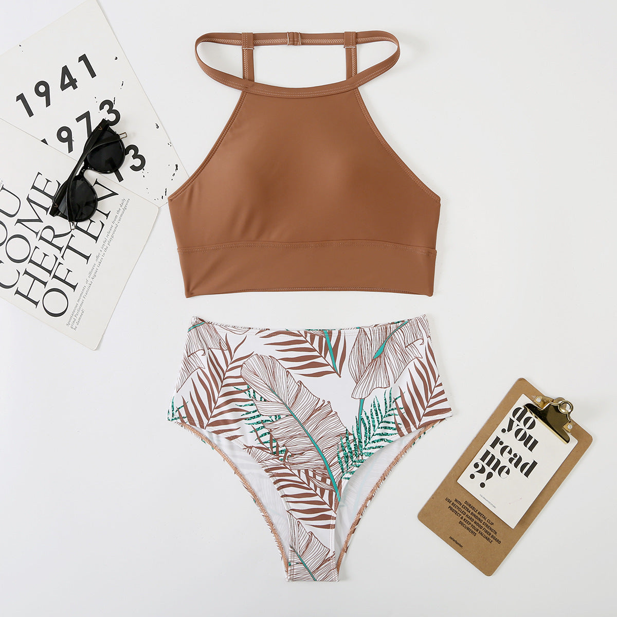 Sportlicher Damen-Bikini mit hochtaillierter Hose von MODEGEIST