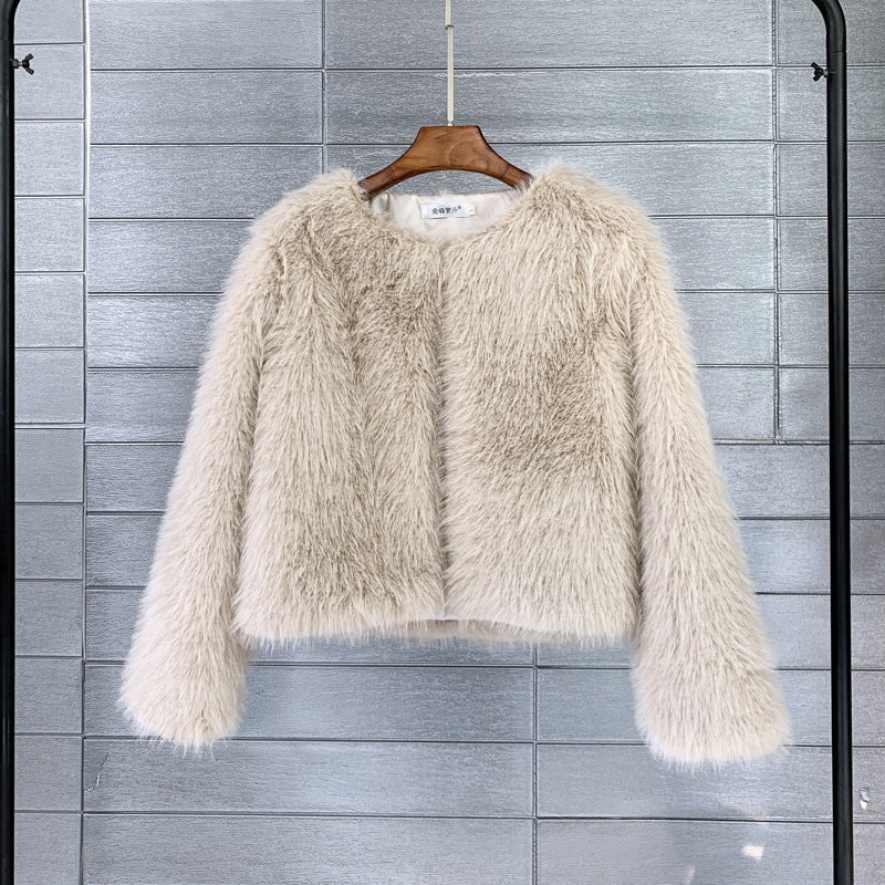 Damen Flauschige Kurzjacke aus hochwertigem Kunstfell mit eleganten Ärmeln ModeGeist