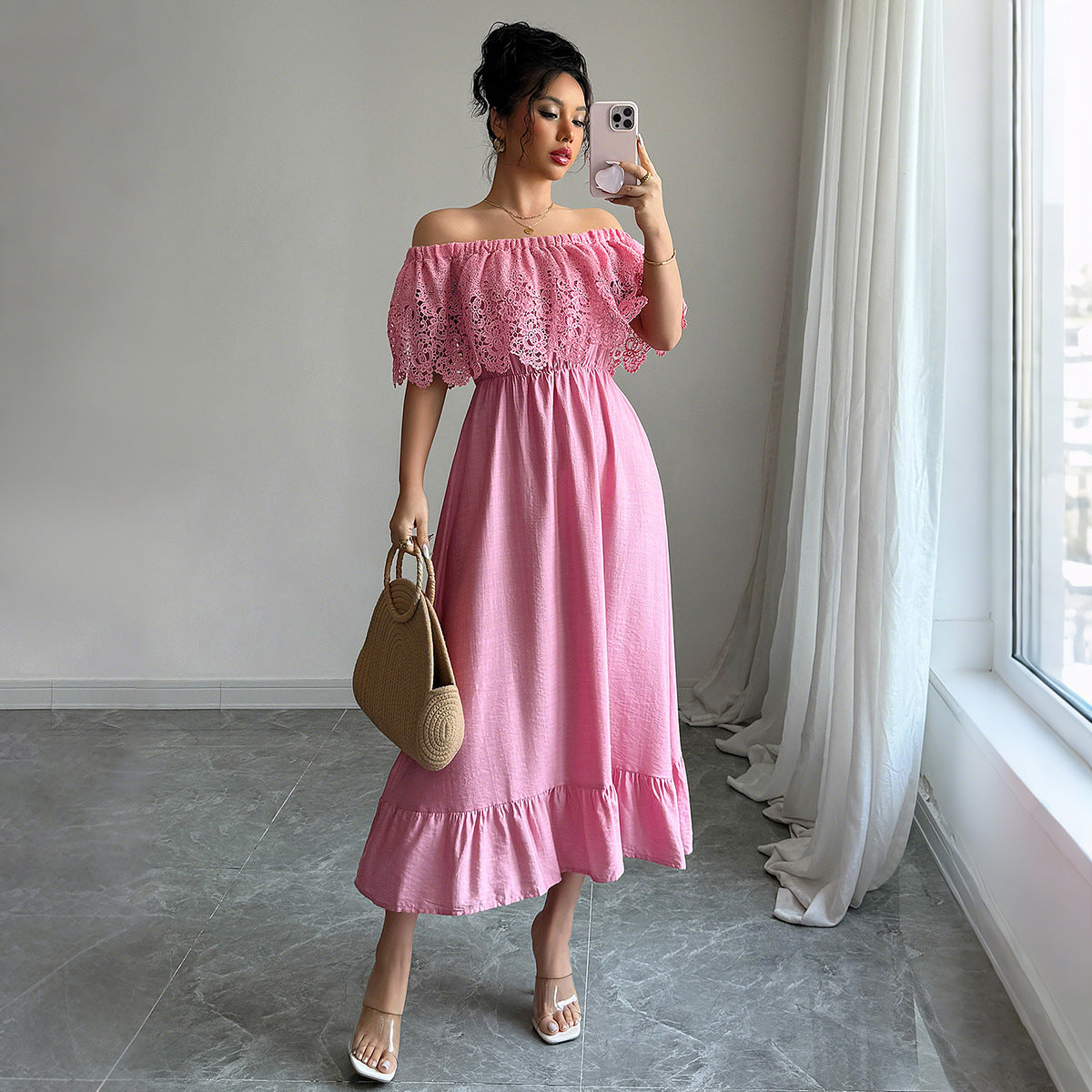 Romantisches Maxikleid mit Spitze von MODEGEIST