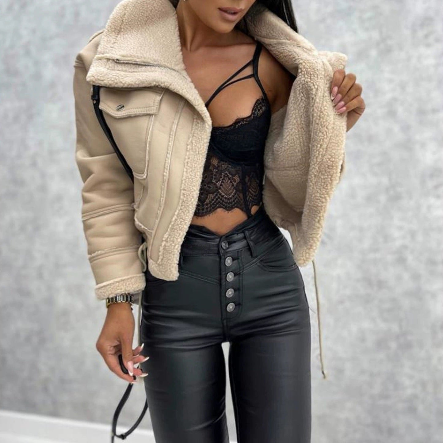 Damen cropped Bikerjacke mit Lammfell ModeGeist