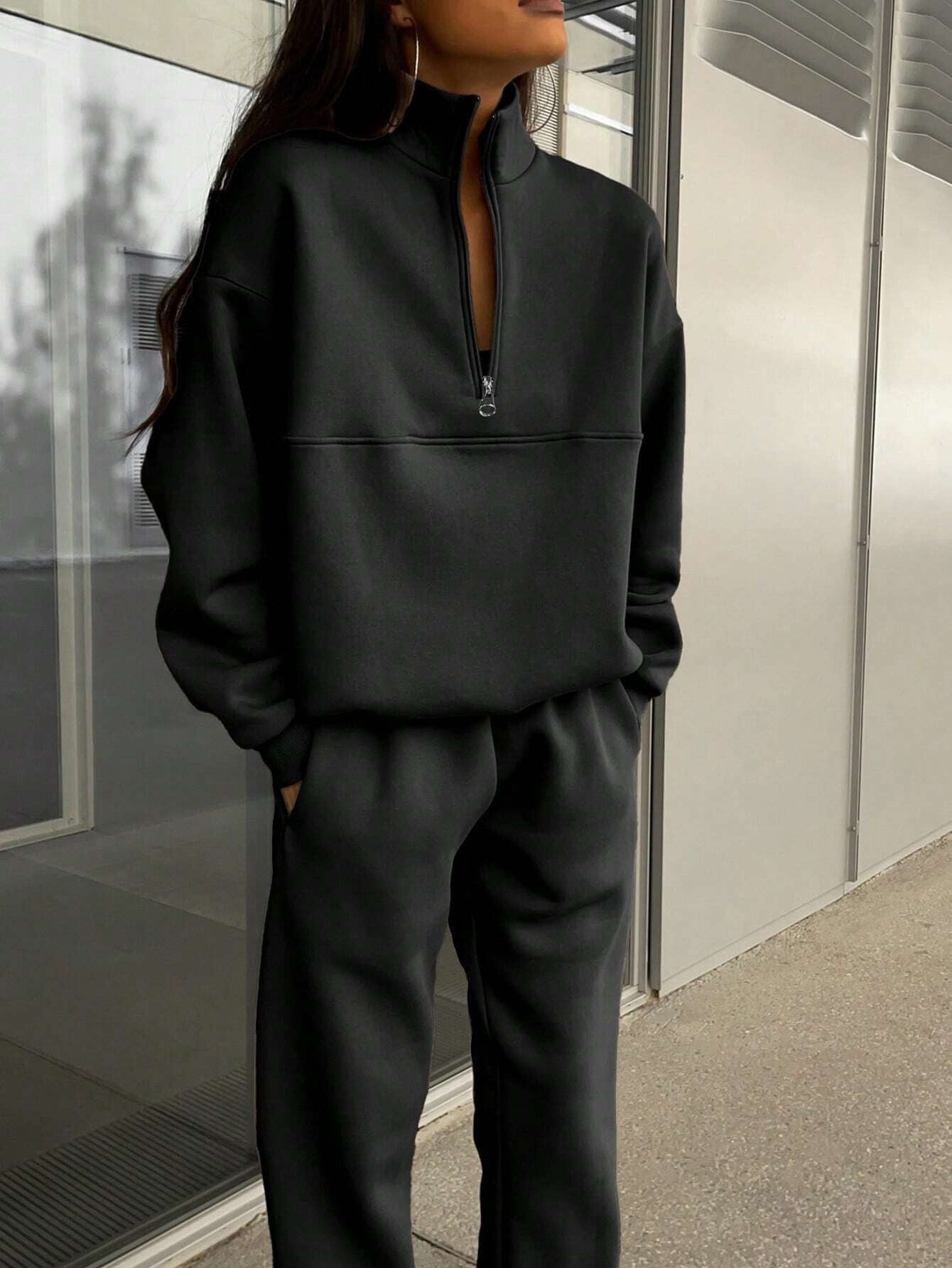 Damen bequemer Polarkragen Sweater mit passender Jogginghose ModeGeist