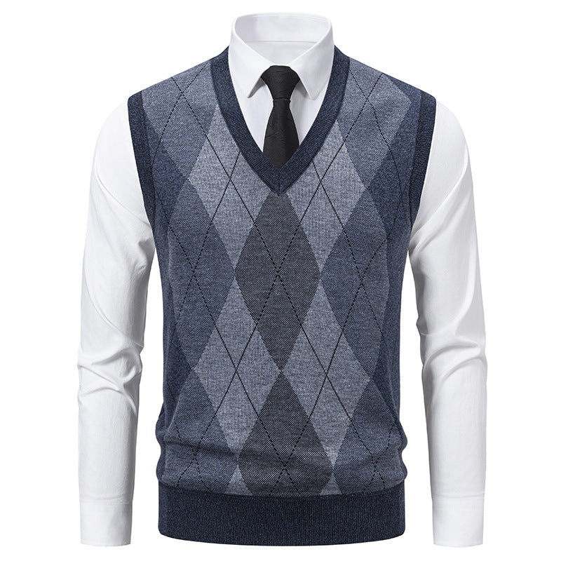 Herren Pullover mit V-Ausschnitt und klassischem Rautenmuster ModeGeist