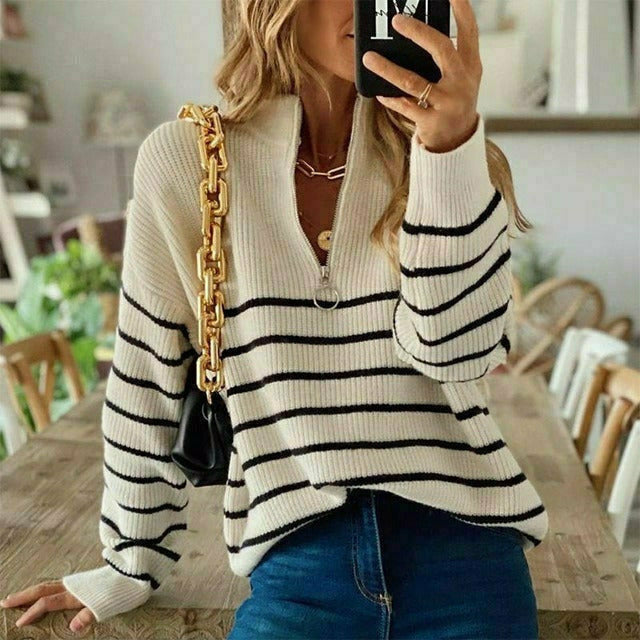 ModeGeist | Gestreifter Strickpullover mit Leichter Struktur