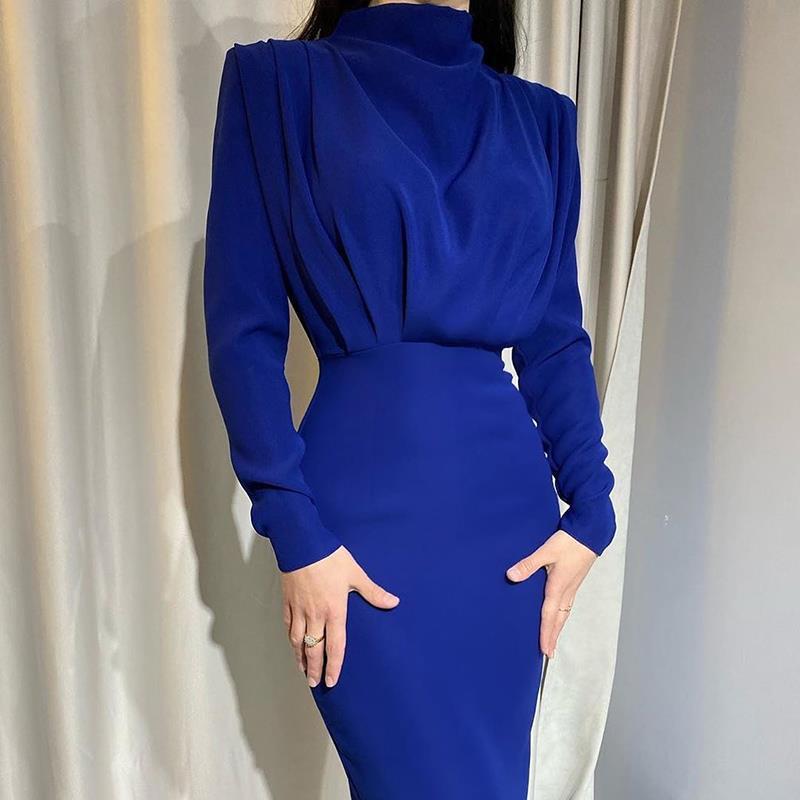 Damen Bodenkontakt Kleid mit elegantem Stehkragen und Raffungen ModeGeist