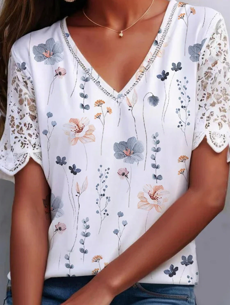Modegeist Bluse für Damen mit Spitze an den Ärmeln und Blumenmuster