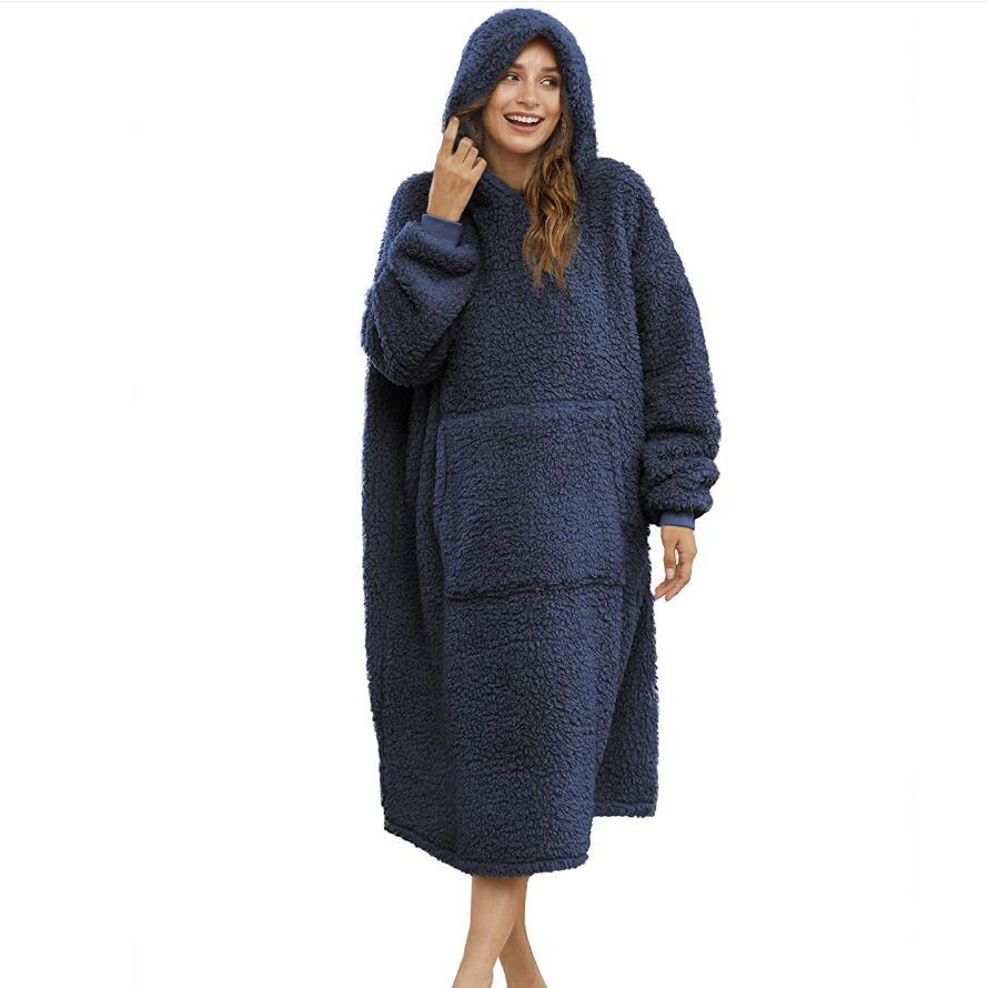 Herren Kuscheliger Fleece-Bademantel mit Kapuze und Taschen ModeGeist
