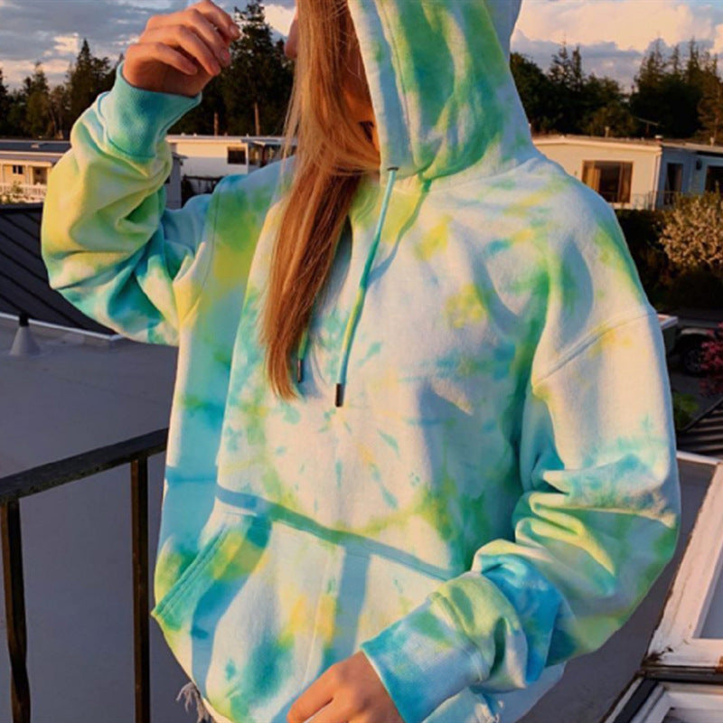 Damen Kapuzenpullover aus kuscheligem Material mit Batikdesign ModeGeist