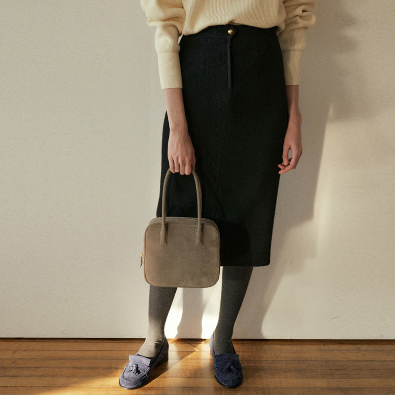 Eleganter Damen Bleistiftrock mit hochtailliertem Schnitt und Knopfverschluss von MODEGEIST