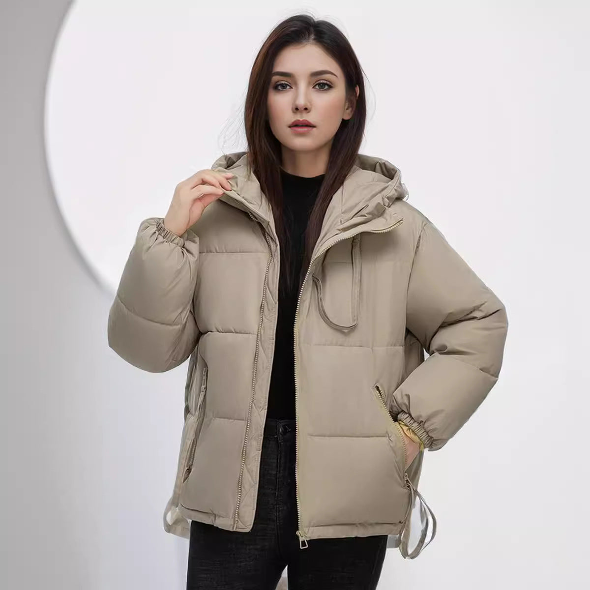 Damen wasserabweisende Winterjacke mit verstellbarer Kapuze und praktischen Taschen ModeGeist